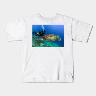 green sea turtle Kids T-Shirt